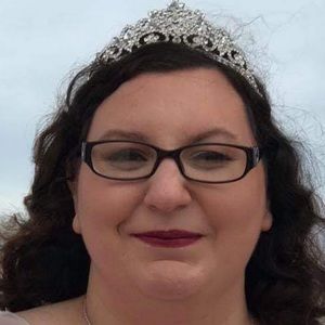 Meet your Posher, Cierra